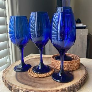 Dillard’s Cobalt Wine Glasses (4)